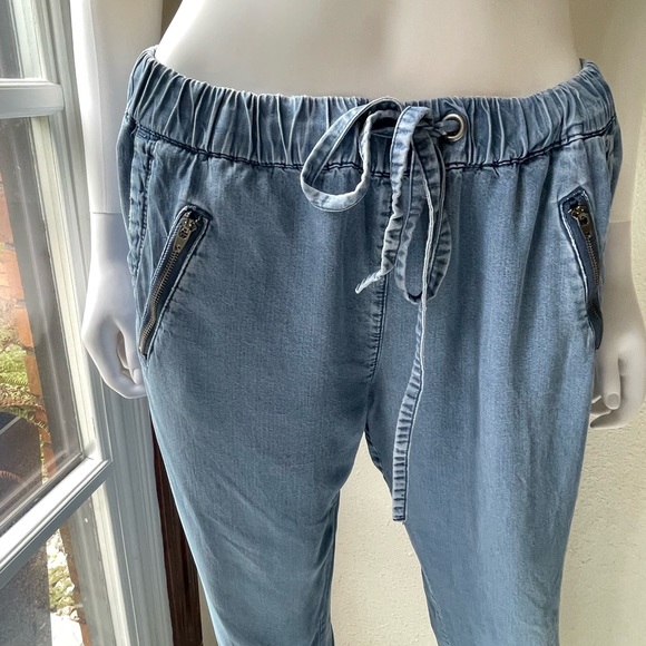 Per Se chambray drawstring joggers - Picture 2 of 7